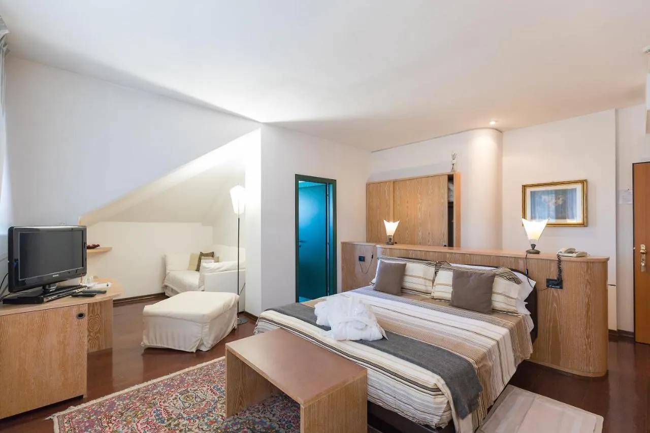 Hotel Logonovo Llido Degli Estensi Italië